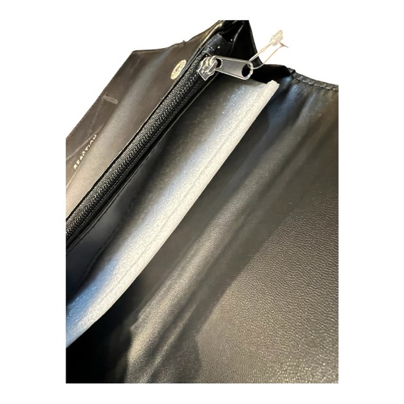 Kenneth Cole Reaction Heritage Logo Black Wallet - Picture 6 of 9